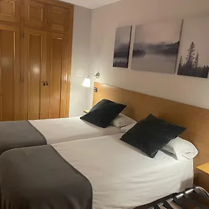 Aparthotel El Serch, Andorra la Vella